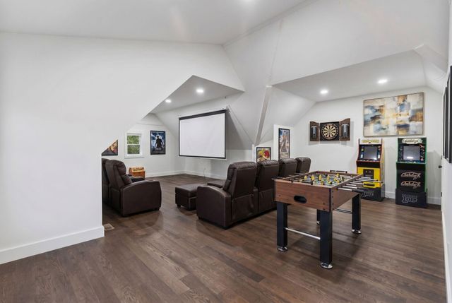 1618 Van Davis Road NW, Charleston, TN 37310