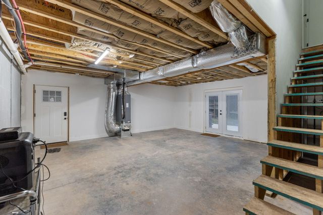 1618 Van Davis Road NW, Charleston, TN 37310