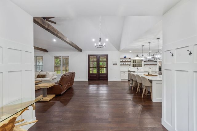 1618 Van Davis Road NW, Charleston, TN 37310