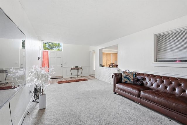 1709 CARNEGIE CIRCLE, Tampa, FL 33619