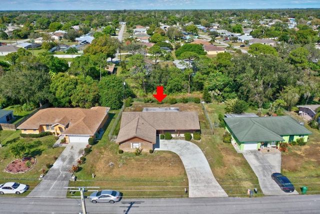 543 SE Greenway Terrace, Port St. Lucie, Port St Lucie, FL 34983