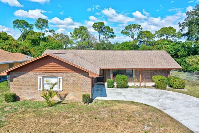 543 SE Greenway Terrace, Port St. Lucie, Port St Lucie, FL 34983