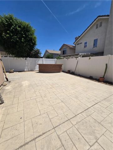 881 Bramble Lane, Corona, CA 92878