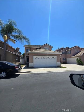 881 Bramble Lane, Corona, CA 92878