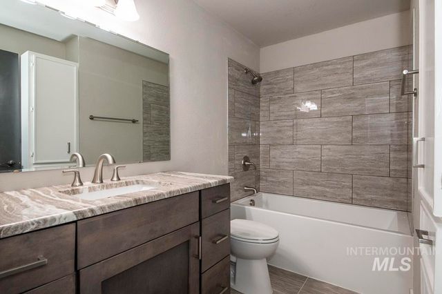 2848 S. Chieftain Way, Boise, ID 83709