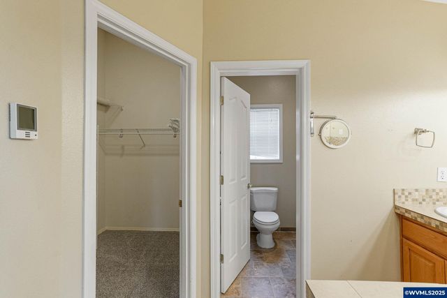 1585 Hallet Ct NW, Salem, OR 97304