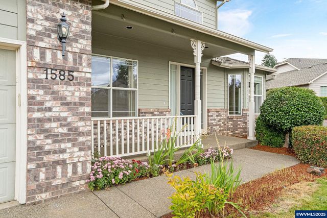 1585 Hallet Ct NW, Salem, OR 97304