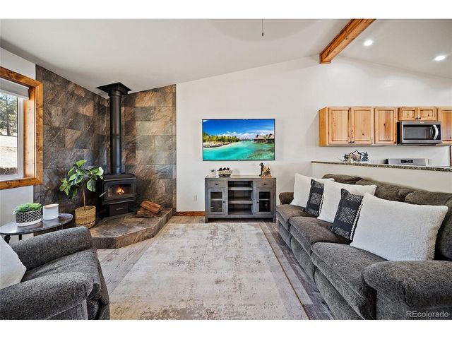 186 Empire Rd, Florissant, CO 80816