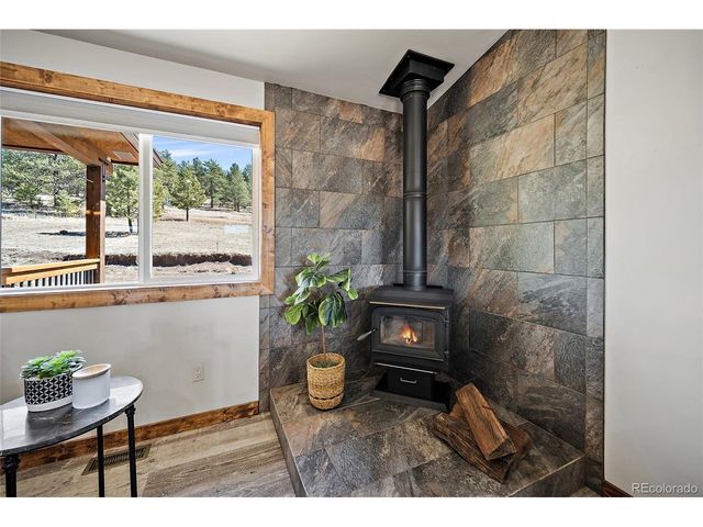 186 Empire Rd, Florissant, CO 80816