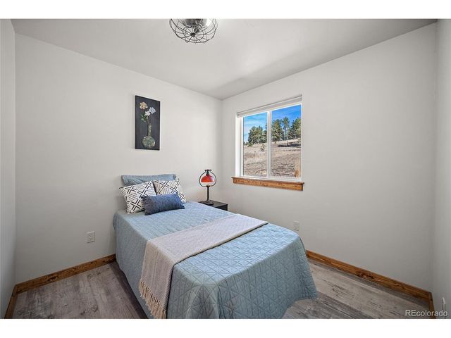186 Empire Rd, Florissant, CO 80816
