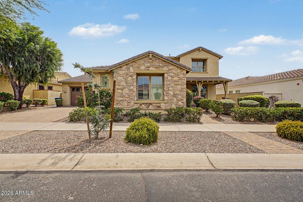 10723 E DEAWALTER Avenue, Mesa, AZ 85212 — exterior
