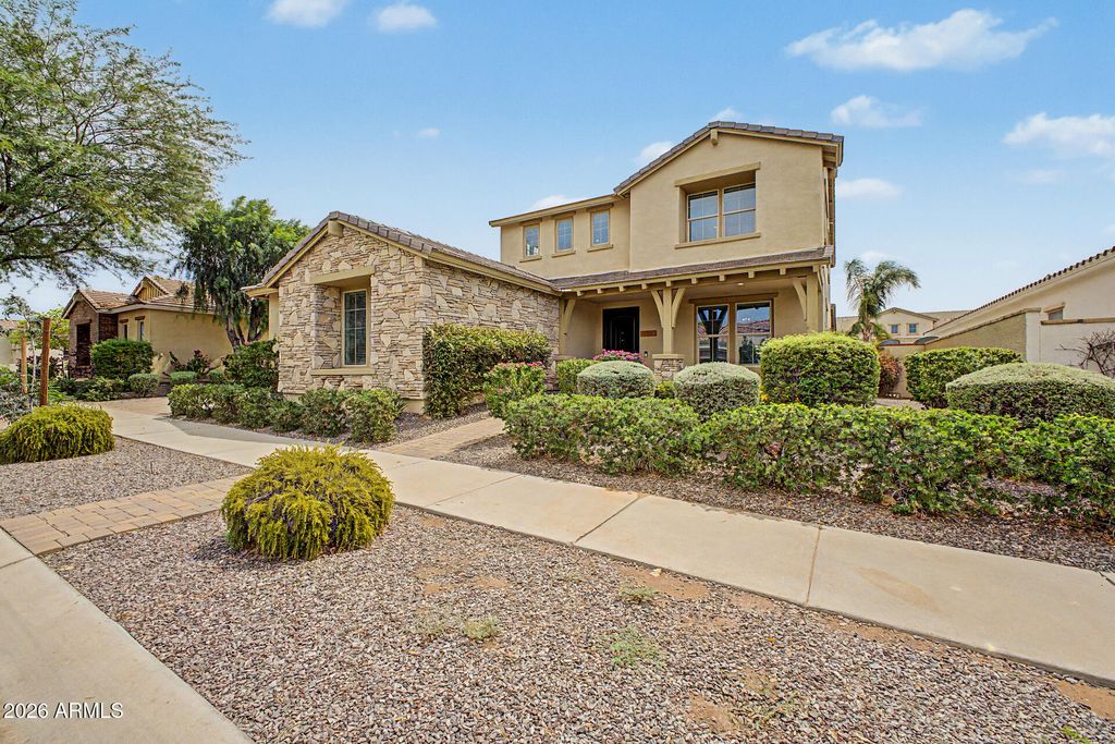 10723 E DEAWALTER Avenue, Mesa, AZ 85212 — photo 2