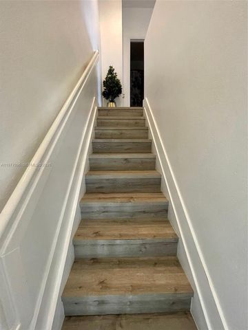 11503 NW 89th St 206, Doral, FL 33178