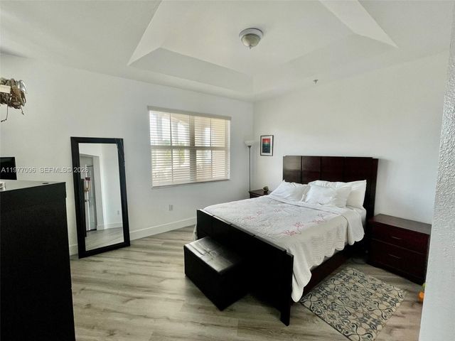 11503 NW 89th St 206, Doral, FL 33178