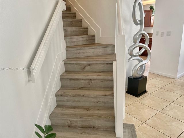 11503 NW 89th St 206, Doral, FL 33178