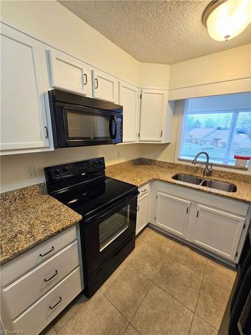 2314 Bermuda Village Drive, Bermuda Run, NC 27006
