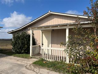125 Stockmen LN 194, Maxwell, TX 78656