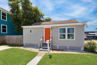 1213 55th Street, Galveston, TX 77551