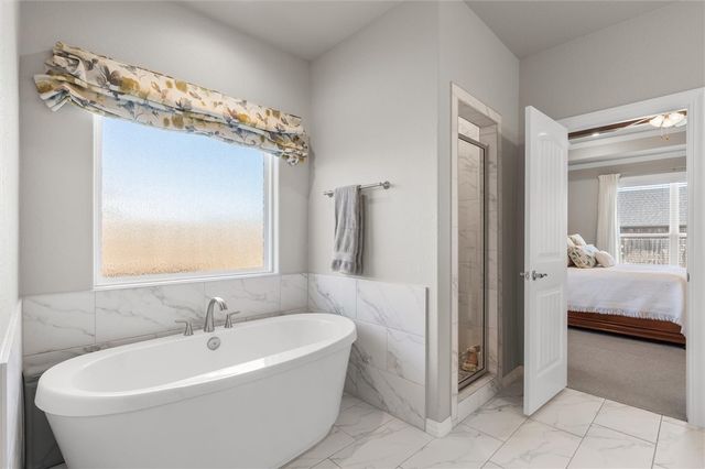 664 Malbec Road, Tontitown, AR 72762