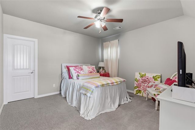 664 Malbec Road, Tontitown, AR 72762