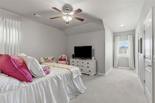 664 Malbec Road, Tontitown, AR 72762