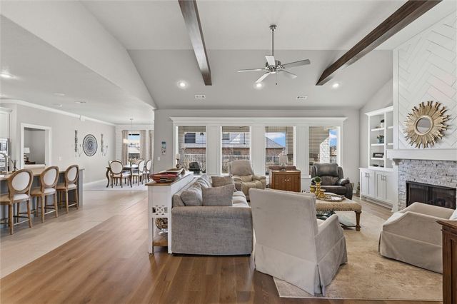 664 Malbec Road, Tontitown, AR 72762