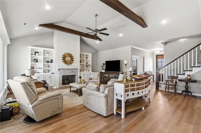 664 Malbec Road, Tontitown, AR 72762