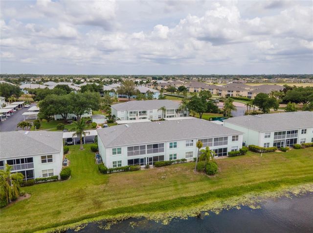 5725 GREENWOOD AVENUE 4104, North Port, FL 34287