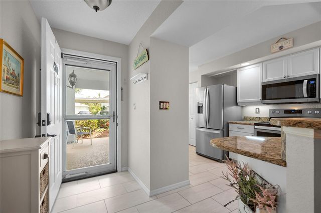 5725 GREENWOOD AVENUE 4104, North Port, FL 34287