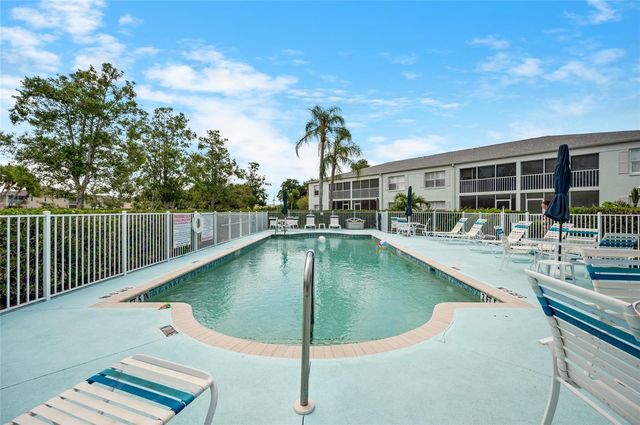 5725 GREENWOOD AVENUE 4104, North Port, FL 34287