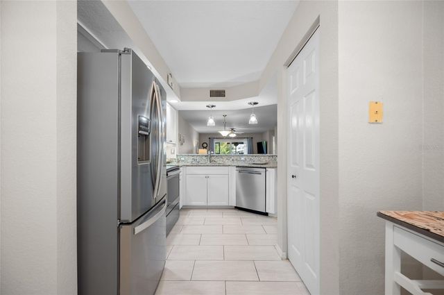 5725 GREENWOOD AVENUE 4104, North Port, FL 34287