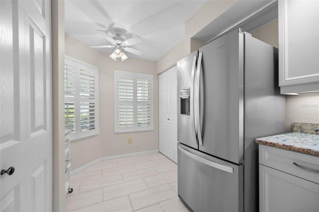 5725 GREENWOOD AVENUE 4104, North Port, FL 34287