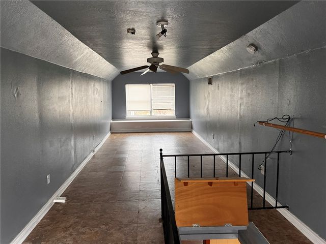 4101 College Main Street, Bryan, TX 77801