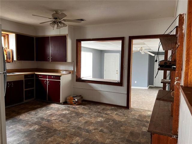 4101 College Main Street, Bryan, TX 77801