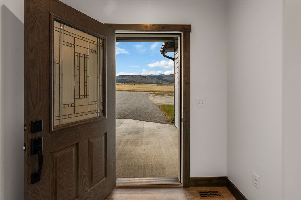60 Nez Perce Trail, Townsend, MT 59644 photo 2