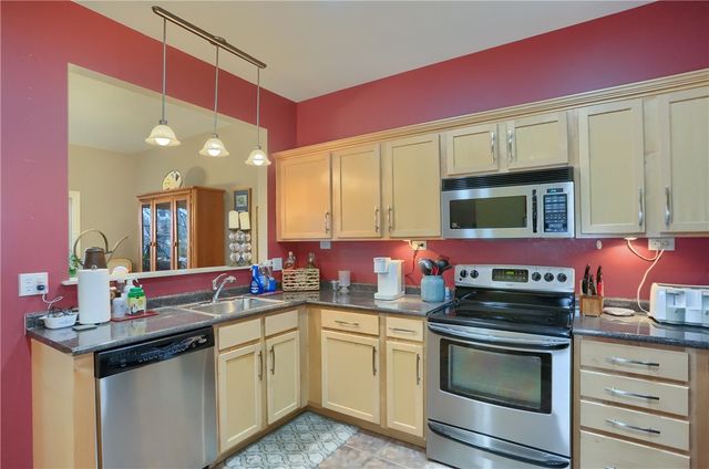 109 Woodcrest Drive, North Fayette, PA 15108