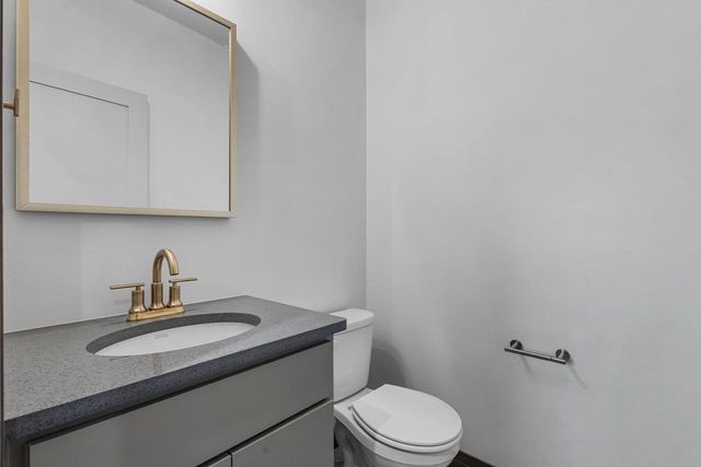 2996 CREEKWOOD DRIVE, Green Bay, WI 54311