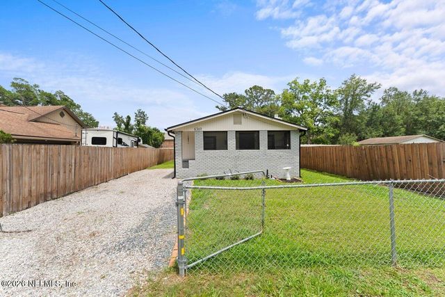 6369 JAMMES Road, Jacksonville, FL 32244