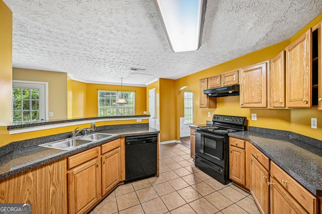 2083 Dylan Court, Ellenwood, GA 30294