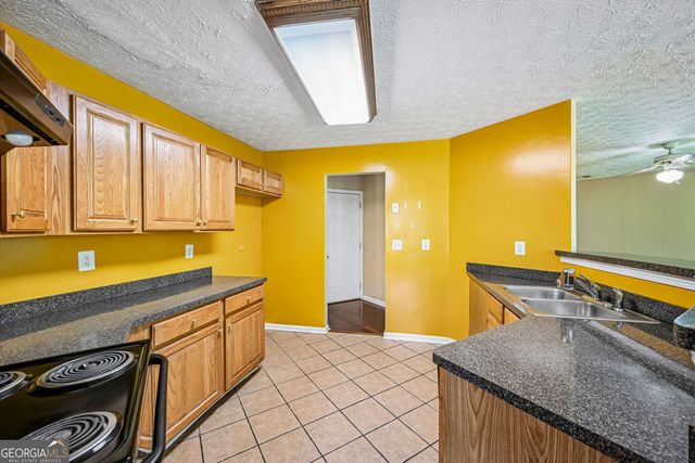 2083 Dylan Court, Ellenwood, GA 30294