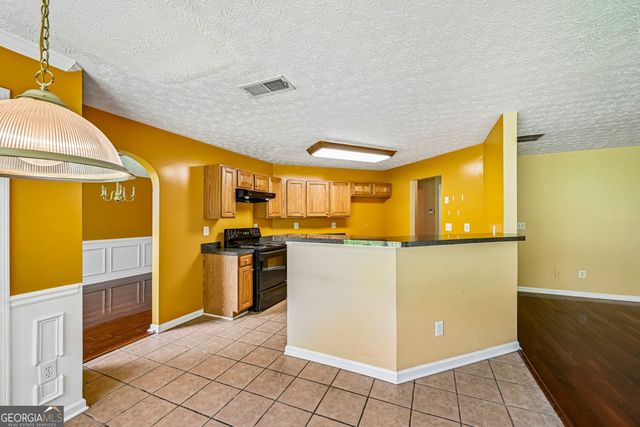2083 Dylan Court, Ellenwood, GA 30294