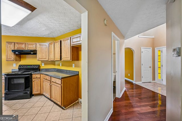 2083 Dylan Court, Ellenwood, GA 30294
