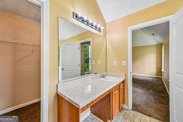 2083 Dylan Court, Ellenwood, GA 30294