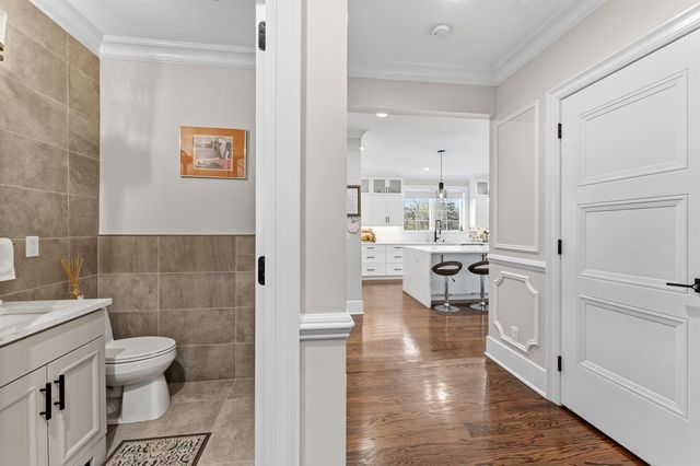 281 BEAUFORT AVE, Livingston, NJ 07039