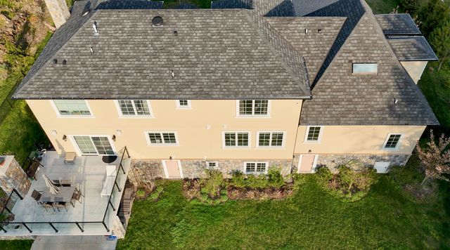 281 BEAUFORT AVE, Livingston, NJ 07039