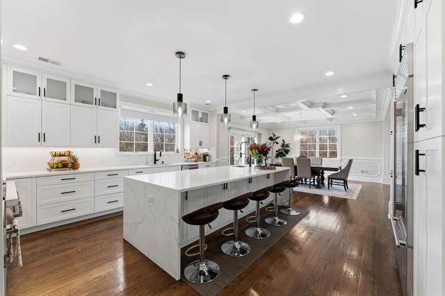 281 BEAUFORT AVE, Livingston, NJ 07039