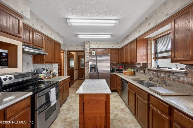 2479 STONEBRIDGE Drive, Orange Park, FL 32065