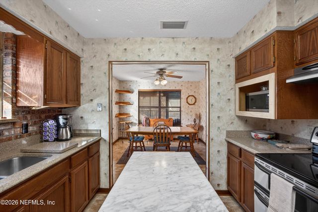 2479 STONEBRIDGE Drive, Orange Park, FL 32065