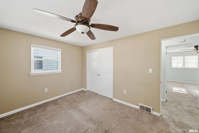 1817 W BEL AIRE Avenue, Peoria, IL 61614