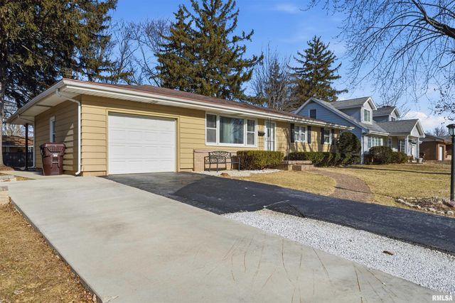 1817 W BEL AIRE Avenue, Peoria, IL 61614